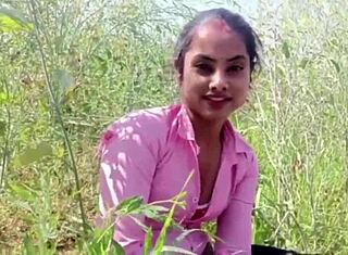 Amateur Neha Bhabhi experiences Indian village sex with her cheating husband